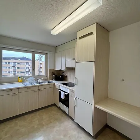 Simple And Cozy Flat In Appartement *